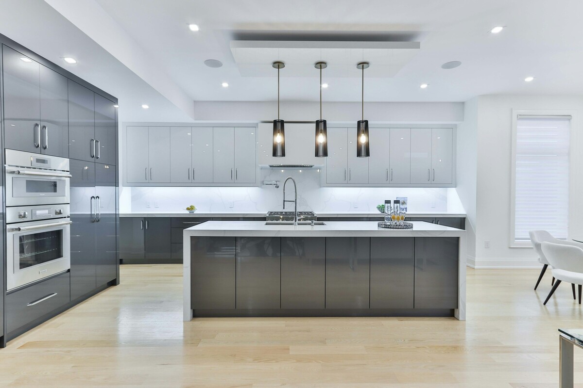Kitchen Islands That Actually Work: Sizing, Seating, and Function for Rochester Kitchens