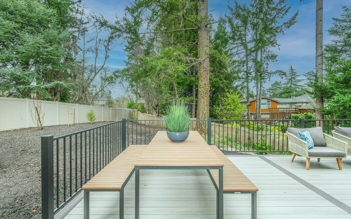 Pergolas, Privacy Walls, and Shade: Finishing Touches That Complete Your Deck Pergolas, Privacy Walls, and Shade: Finishing Touches That Complete Your Deck