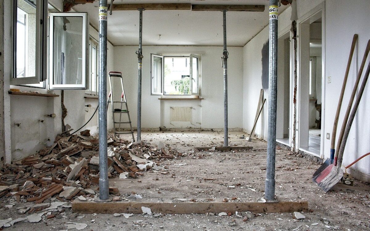 Planning a Fall Remodel in Rochester? Mid-Summer Is the Time to Start