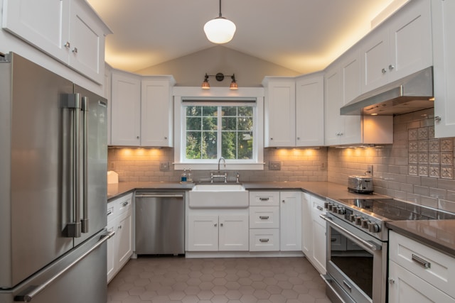How to Budget for a Kitchen Renovation in Rochester Without Cutting Corners