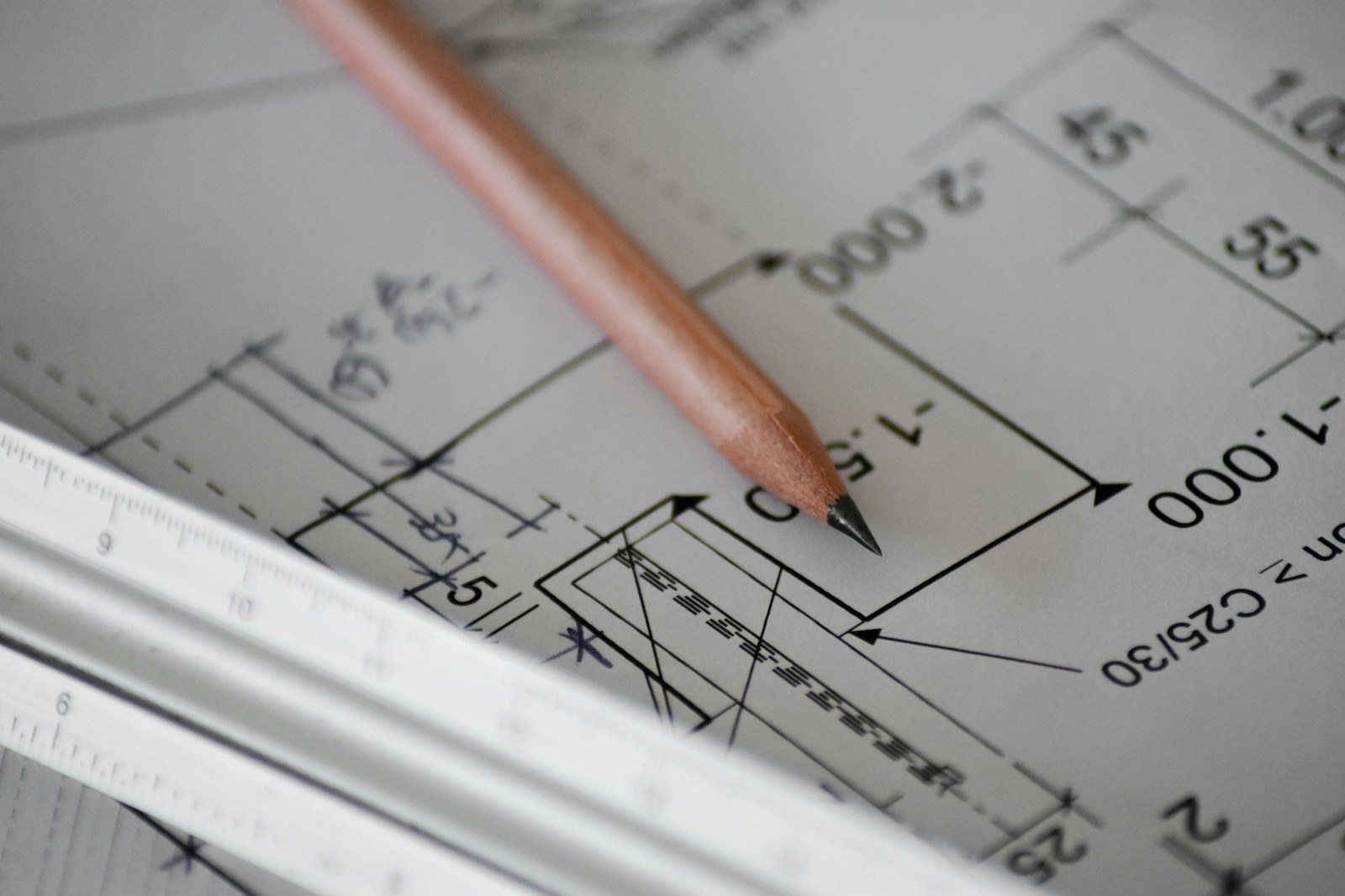Design-Build or Hiring an Architect and Contractor Separately: Which Is Right for You? Design-Build or Hiring an Architect and Contractor Separately: Which Is Right for You?