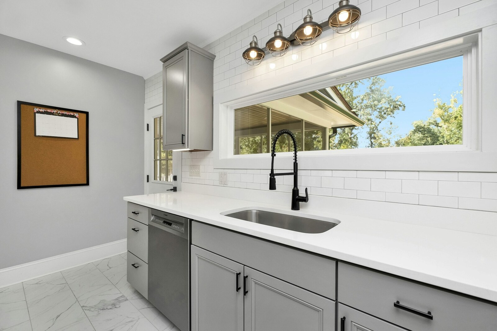 Kitchen Work Zones: Why the Work Triangle Is Not Enough Anymore Kitchen Work Zones: Why the Work Triangle Is Not Enough Anymore