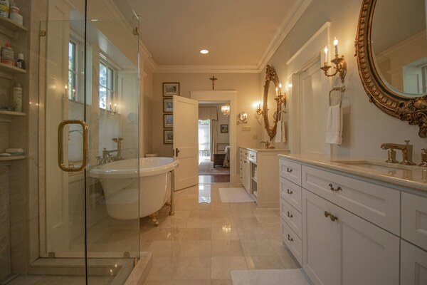 Designing a Primary Bathroom From Scratch: Layout and Plumbing Come First